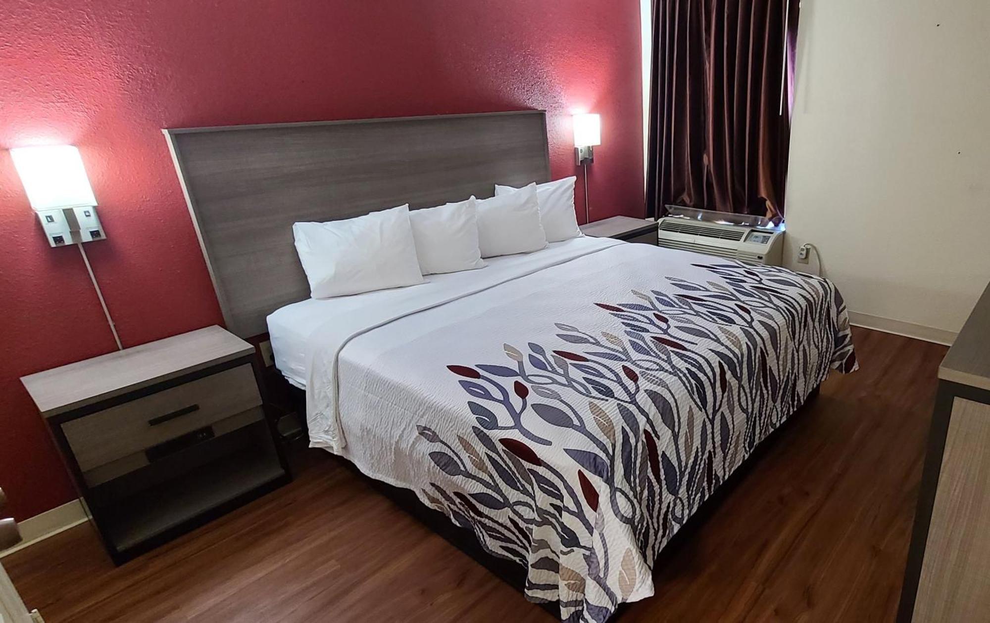 Red Roof Inn & Suites Cornelius - Lake Norman Luaran gambar
