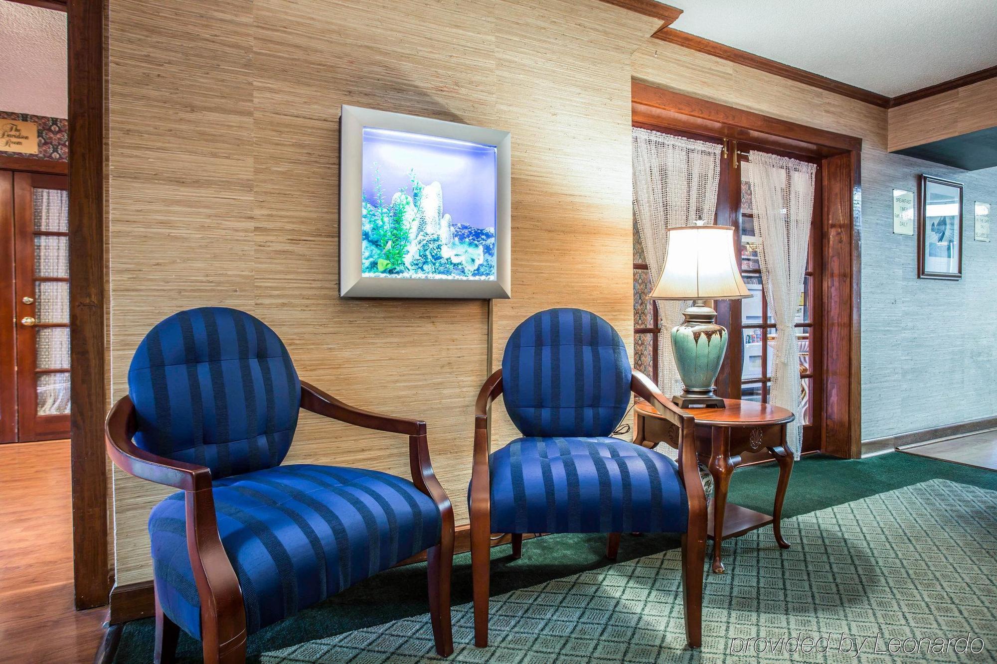 Red Roof Inn & Suites Cornelius - Lake Norman Luaran gambar